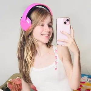 Bella #1 Cosplay Gamer Girl