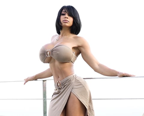 Fitness girl doing private content just for VIP...