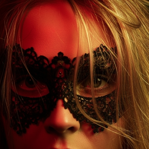 ♡‧₊˚ 𝐋𝐮𝐧𝐚 ₊˚ෆ