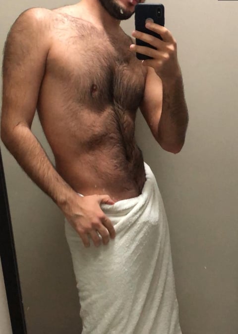 Hey guys I am not a porn star! 😈 Follow me if y...