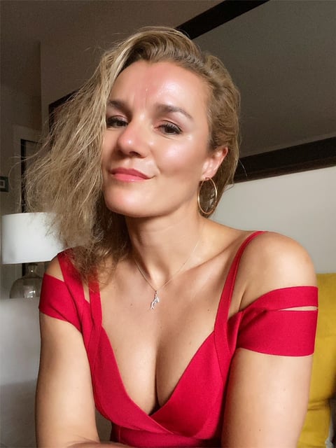 I’m a Tantric Goddess, Sex and Love Coach and a...