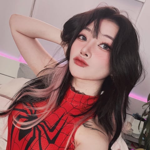 ✨ Collabs with other HOT egirls ( g/g content )