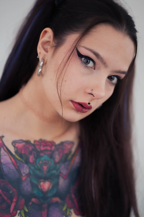 Piercing/Tatuato/ 100% naturale
