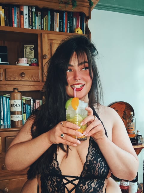 All Natural Greek Goddess with a fat ass.
