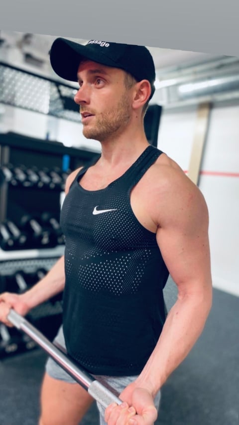 Czech boy🇨🇿 on adventure  , I like to please me...