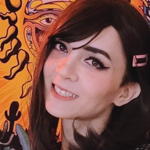 Ehi!!! Volpe qui! 🦊 Sono un piccolo transgirl/f...