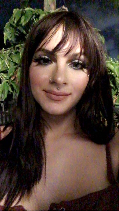 Mística la Barbie salvadoreña y cubana follándo...