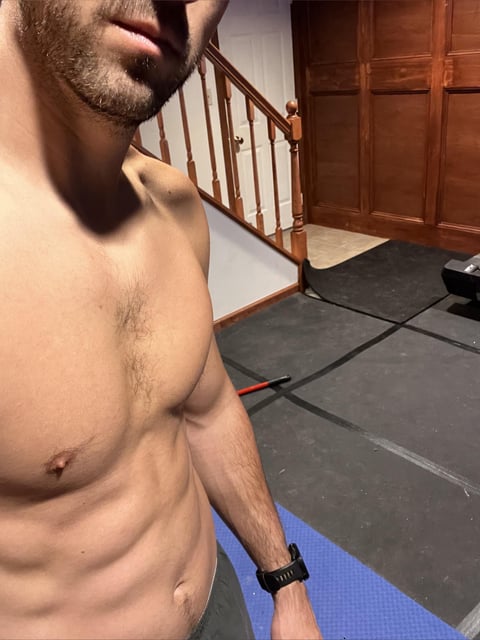 Just a DILF who loves showing off