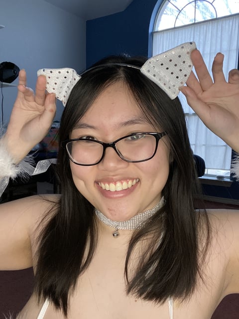 20 | vietnamese | 18+ | @kimmmykitten on reddit...