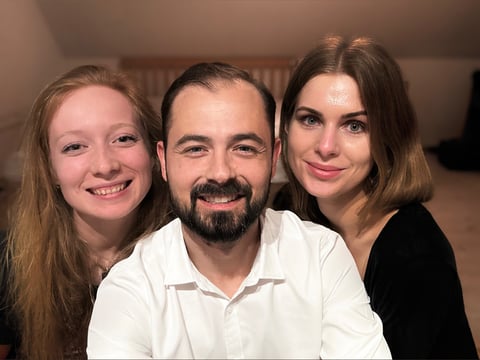 Genuine throuple from Denmark here to have fun!...