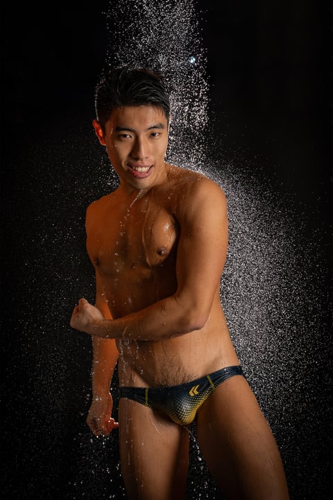 Hey there! I am Ocean Lyne, your boy-next door ...