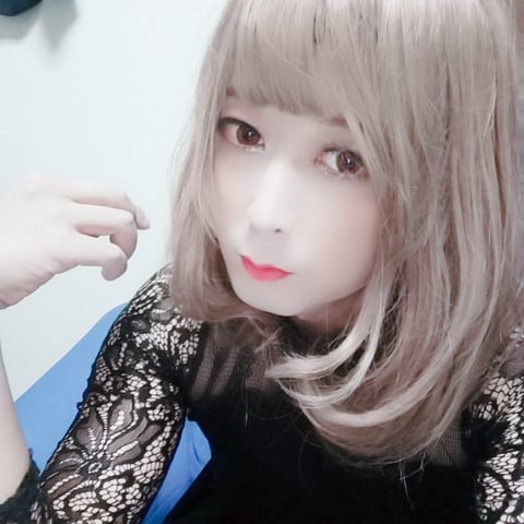 I love dressing up as a woman
I also love lewd ...