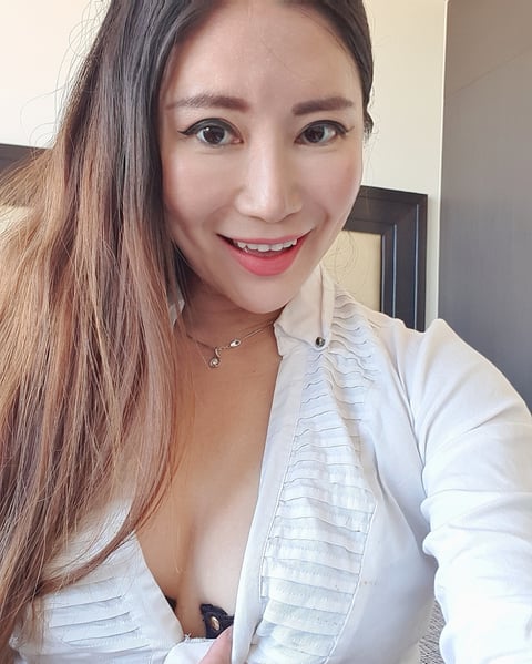 READ BIO👇🏼 | Hong Kong 🇭🇰|Chinese/English |