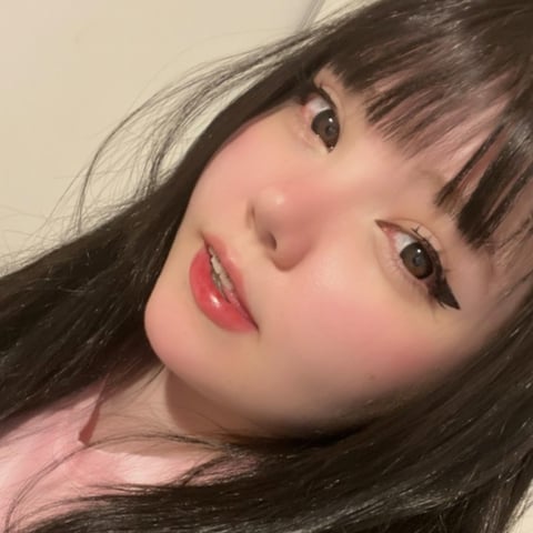 Hii! I’m Mili ^^ They tellme the “mcwonals girl...