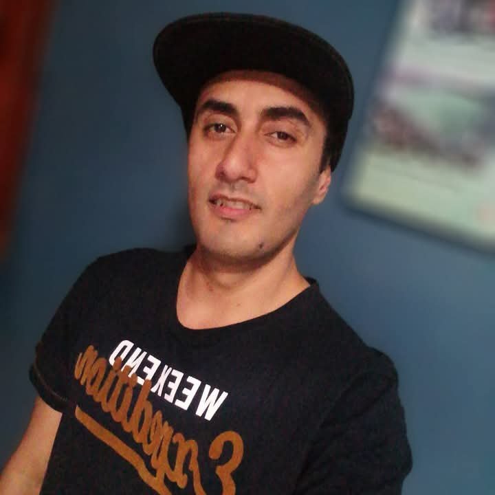 Profile Background for Alberto