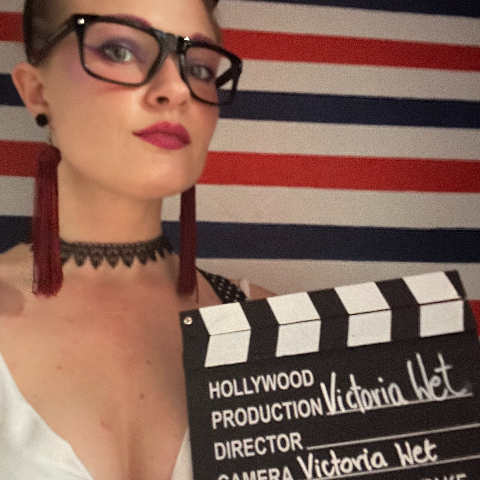 Profile Background for VictoriaWet