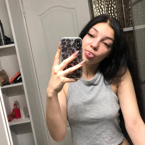 Profile Background for Alesandra