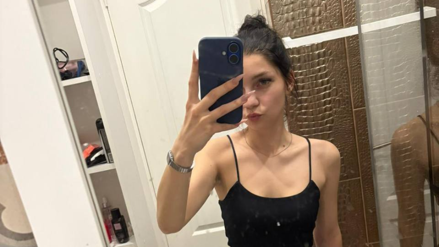 Alesandra - Official Page