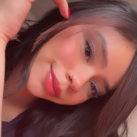 Profile Background for Lizz Lafuente 🎀