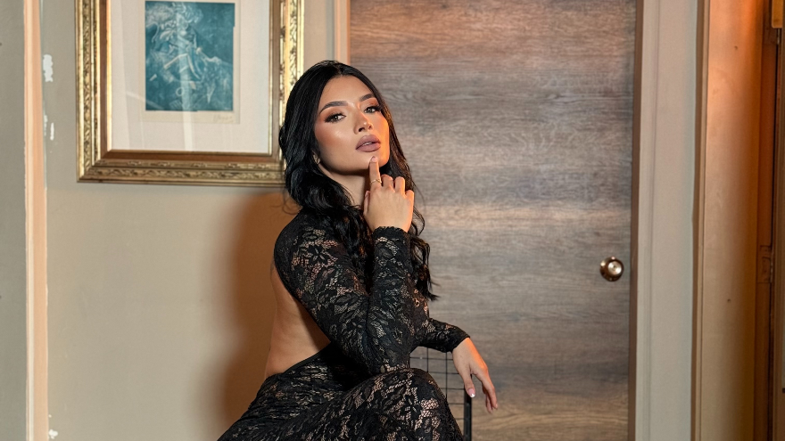 Salome Gil - Official Page