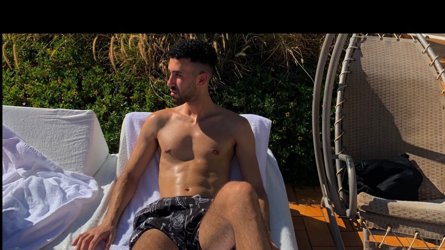 Israel B - Official Page